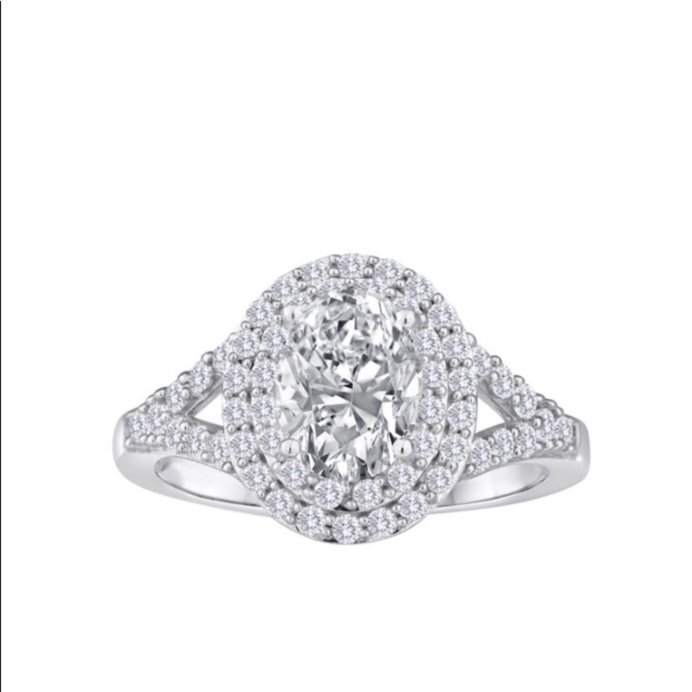 💍White Sapphire Sz 7 all occasions Ring💍